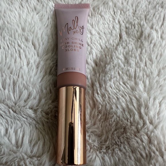 Mally Beauty Stay Chill Cooling Gloss - Snowstorm Sugar NIB - Picture 7 of 8